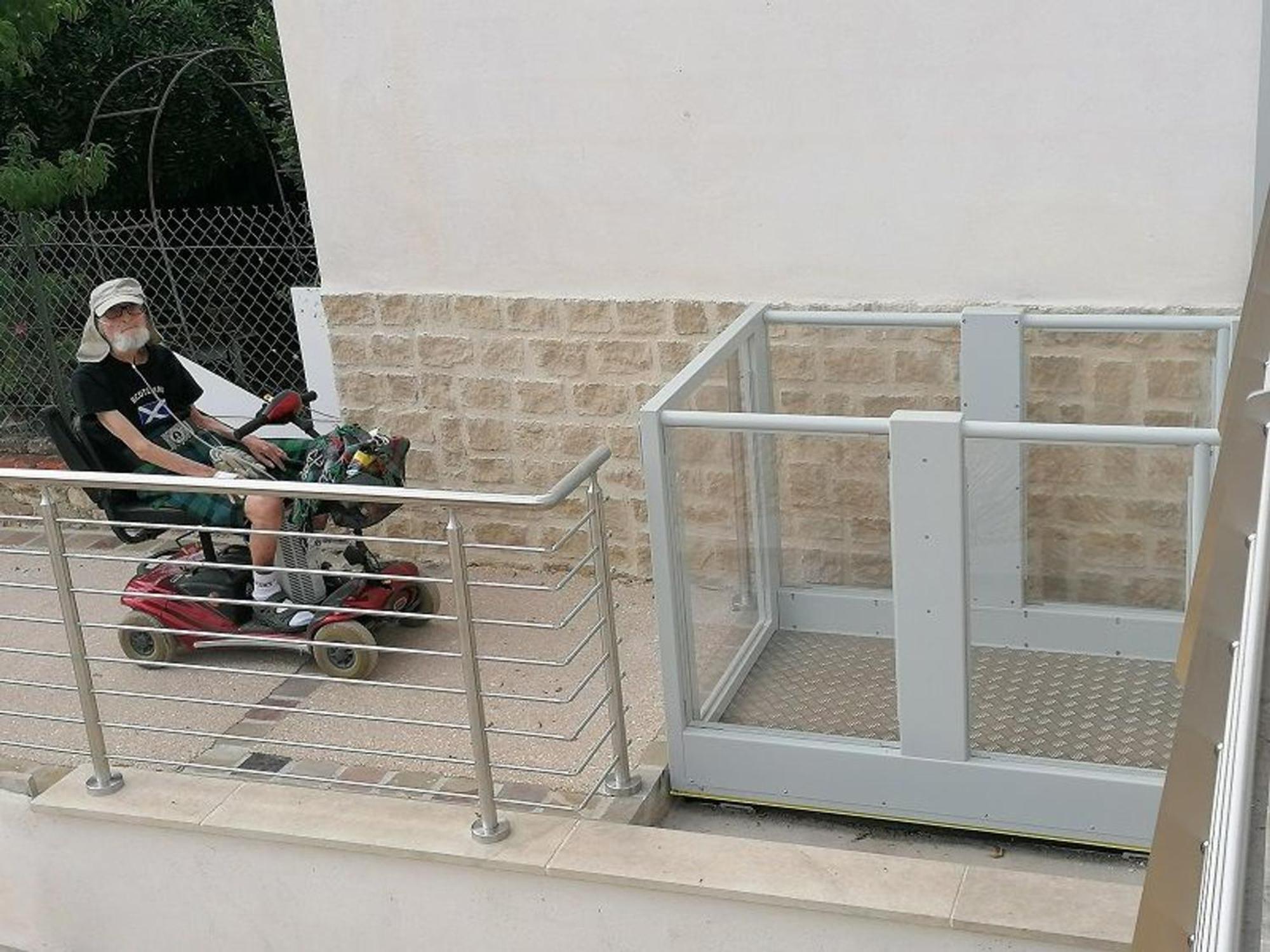 Gite Spacieux A Briare Avec Terrasse, Ideale Pour Familles Et Seminaires, Animaux Acceptes. - Fr-1-590-371 エクステリア 写真