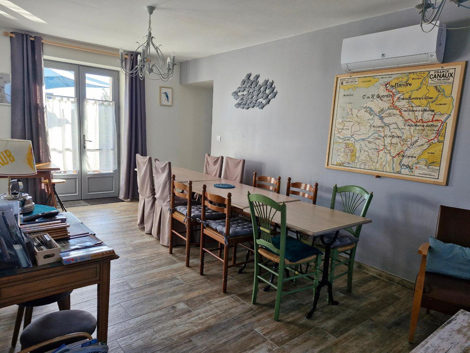 Gite Spacieux A Briare Avec Terrasse, Ideale Pour Familles Et Seminaires, Animaux Acceptes. - Fr-1-590-371 エクステリア 写真